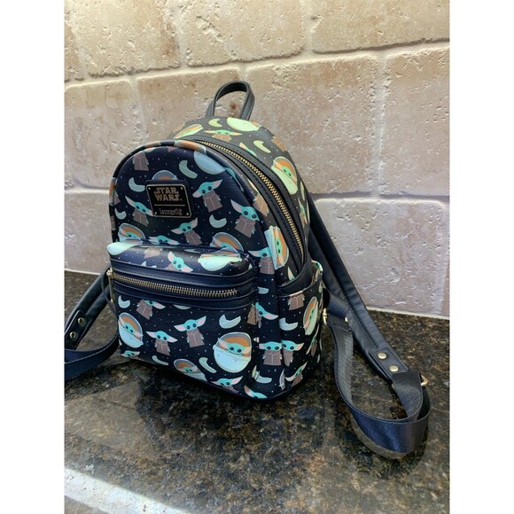 Loungefly Disney Parks Star Wars The Mandalorian Grogu Yoda Backpack Like New - Picture 3 of 12